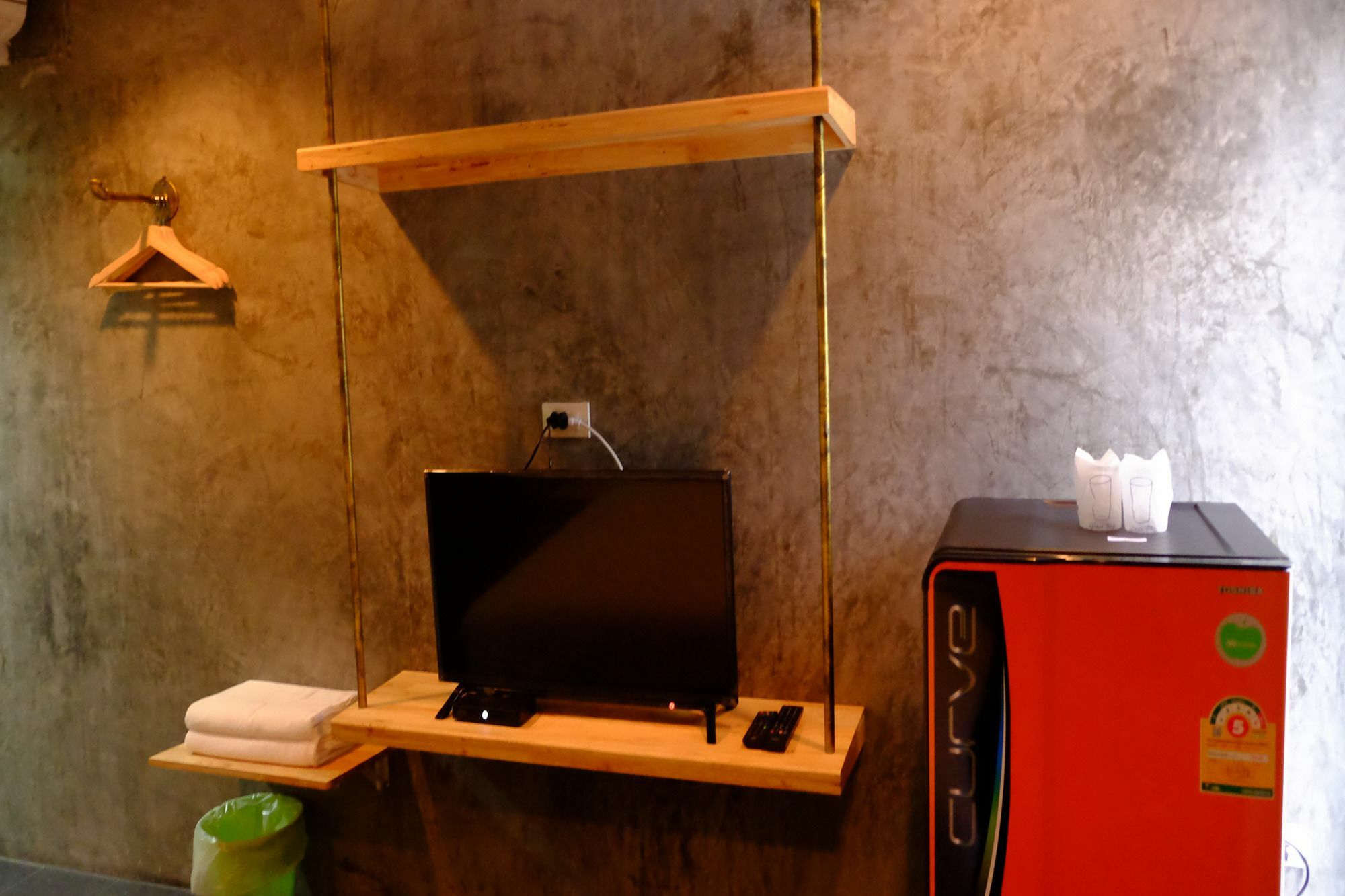 King Kong Hostel At Krabi town Екстериор снимка